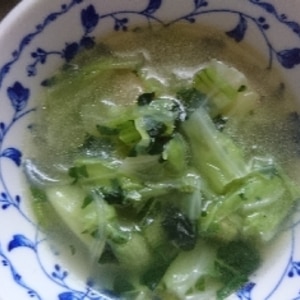 キャベツと小松菜の和風コンソメスープ